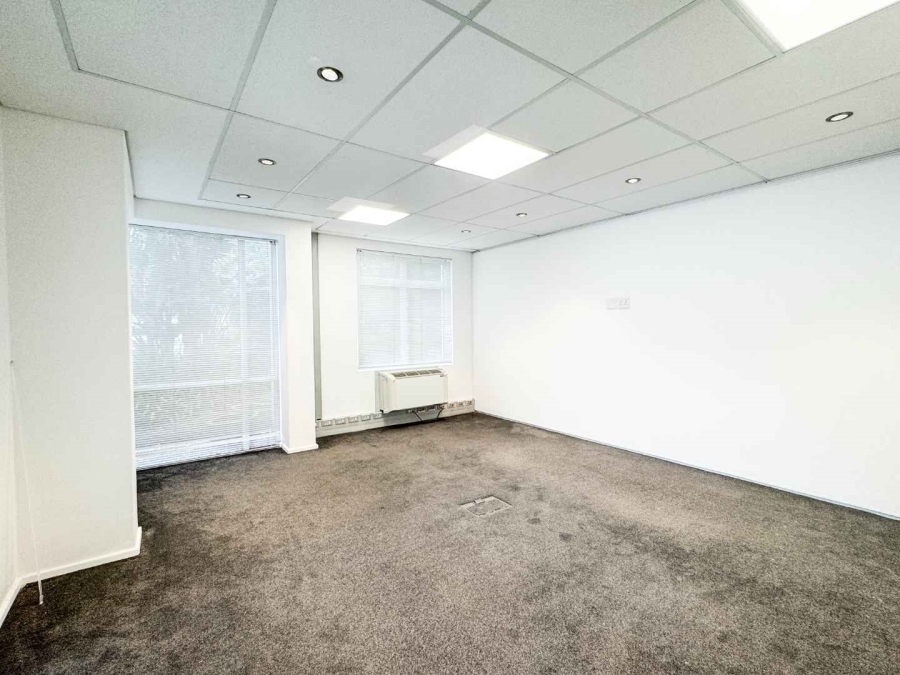 To Let Commercial Property for Rent in Mouille Point Western Cape
